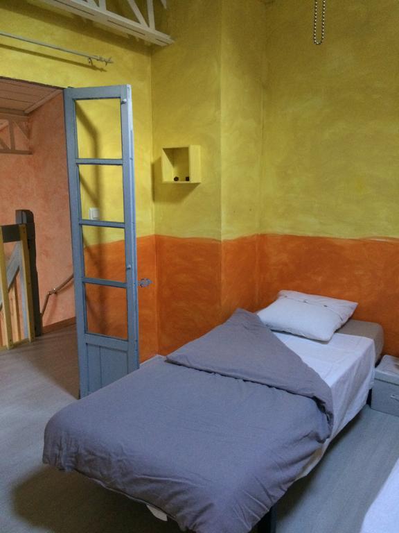 Ferienwohnung Duplex Avec Terrasse Tropezienne Pézenas Exterior foto