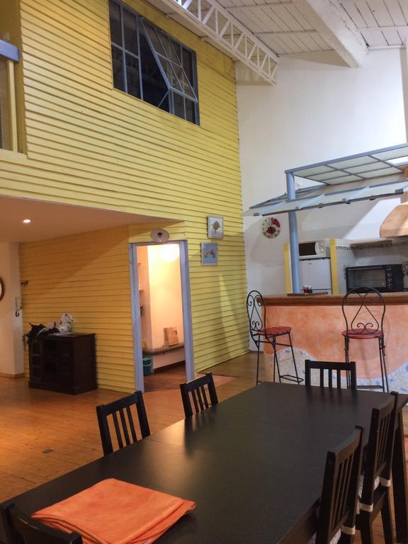 Ferienwohnung Duplex Avec Terrasse Tropezienne Pézenas Exterior foto